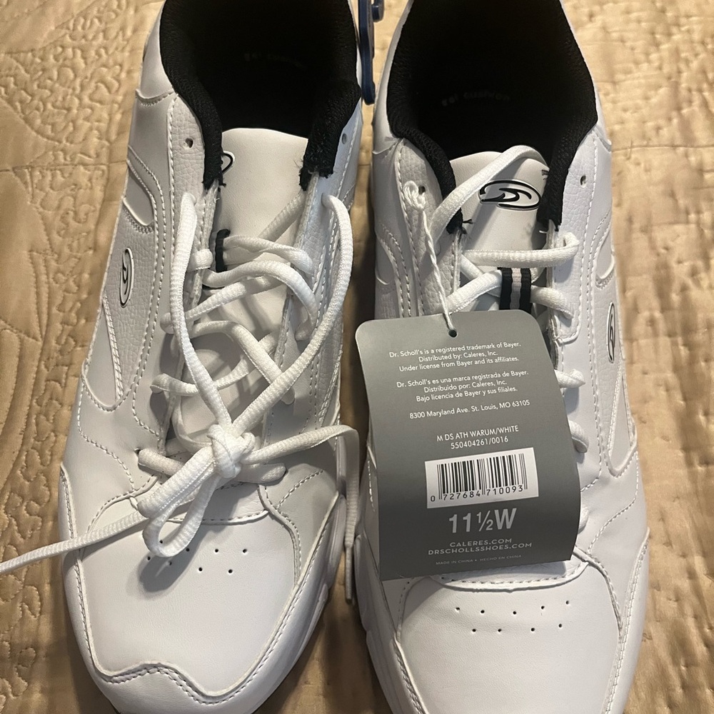 Dr. Scholl's Men's White and Black Athletic Shoes